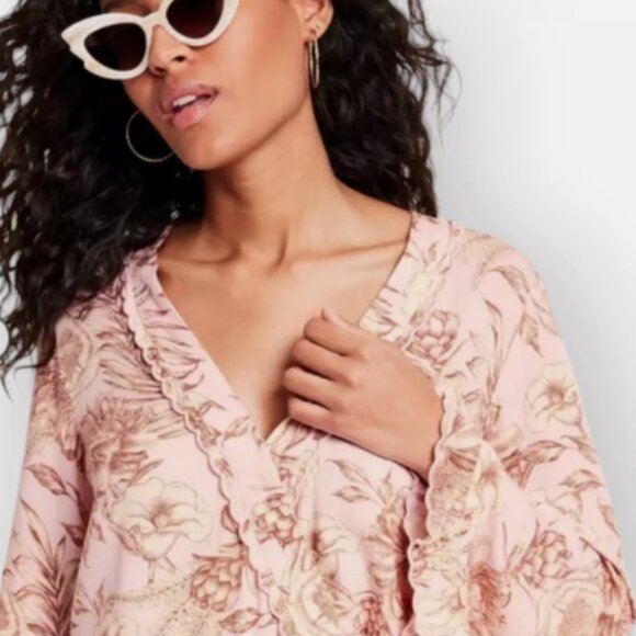 Agua Bendita Floral Pink Romper - Picture 2 of 4